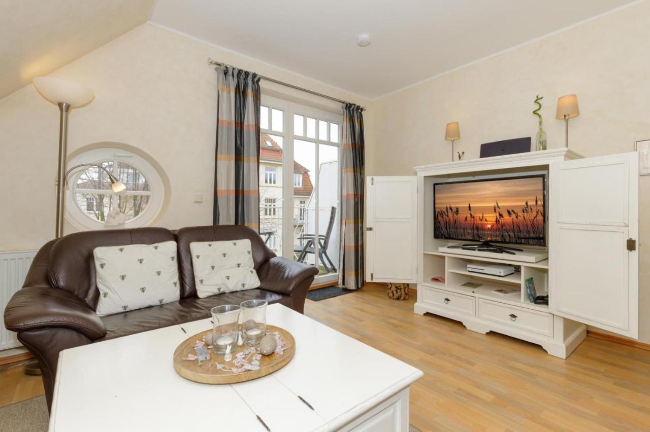 Fewo Strandgut Mit Balkon In Kuehlungsborn Ost Exterior foto